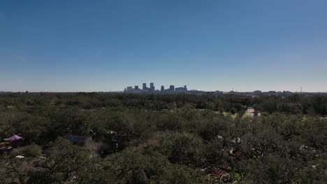 Aerial-reveal-of-New-Orleans-new-City-Park