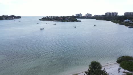 picturesque-shallows-and-boating-in-New-Pass-channel-in-Sarasota,-Florida