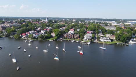 Absolutely-beautiful-summer-day-in-Annapolis,-Maryland-with-a-birds-eye-view-of-the-city