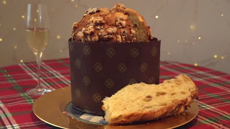 Traditional-Italian-Panettone-slice-and-champagne
