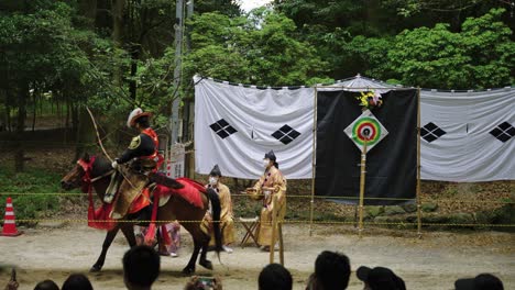 Yabusame-Dressage-display-at-Omi-Jingu-Shrine-before-Archery-Display