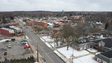 Oxford,-Michigan-neighborhood-and-downtown-view-from-drone-moving-forward