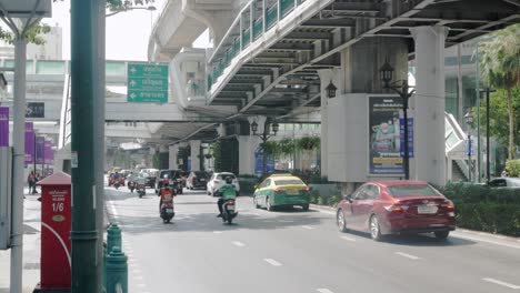 Landscape-view-of-Bangkok-street-view-in-Ratchaprasong-Area