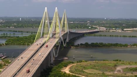 Establishing-shot-of-the-Fred-Hartman-Bridge-in-Baytown-Texas