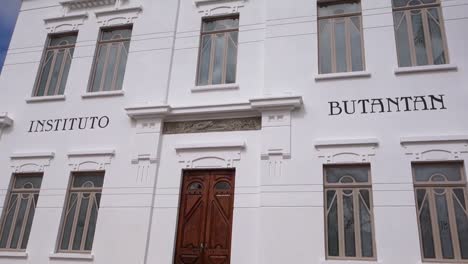 facade-of-Instituto-Butantan-building-in-Sao-Paulo