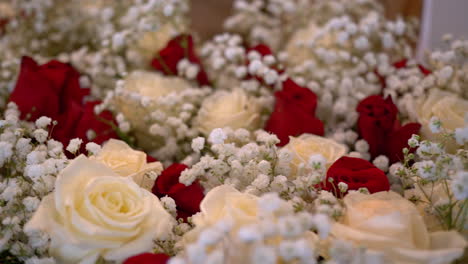 Close-up-of-wedding-flower-arrangement