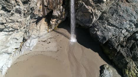 Aerial-view-of-Water-Fall-McWay-Falls-Julia-Pfeiffer-Burns-Park-Big-Sur-California