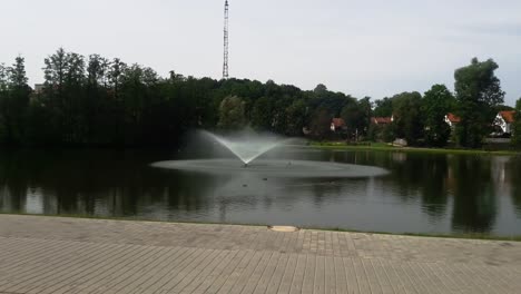Beautiful-fountain-in-Gyzicko,-Poland