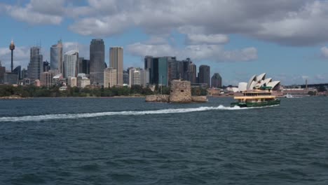 Sydney-Australia-skyline,-Opera-house,-harbour-bridge