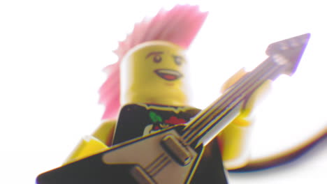 Fiesta-Rock-Halloween-Lego-Punk-Hombre-Con-Metal-Guitarra