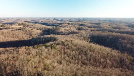 Drone-Shot-of-Rural-Kentucky-Mountain-Landscape
