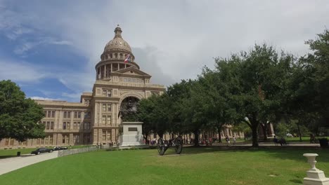 The-Texas-State-Capitol,-shining-in-the-late-summer-sun,-and-showing-off-the-beautiful-Rose-Colored-Granite-that-covers-the-exterior
