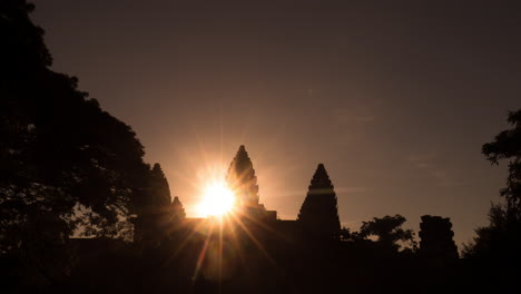 Angkor-Wat-sunrise-star-burst-with-copy-space---zoom-in