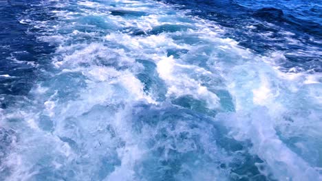 Churning-waters-of-the-Caribbean,-beautiful-crystal-clear-waters-rolling-and-bubbling