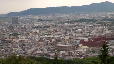 Right-pan-of-Kyoto-city-scape