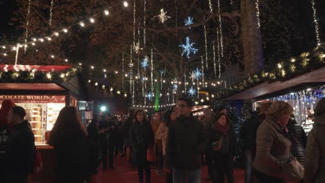 Weihnachtsmarkt-In-London