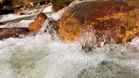 Red-Rock-River-Von-Wasserfällen