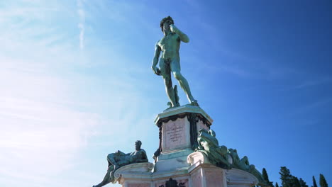 Réplica-De-La-Estatua-De-Davi,-En-La-Plaza-Michelangelo,-Florencia,-Italia