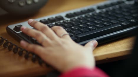 Keyboard-typing-close-up