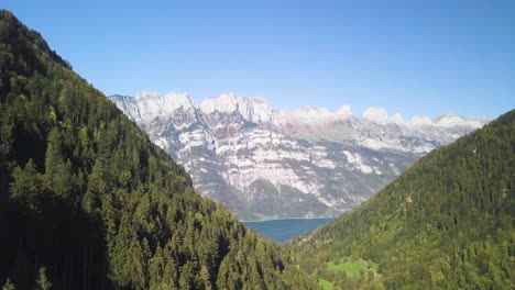Tiro-Del-Murgtal-En-Suiza