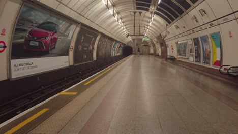 Empty-London-Underground-platform-Empty-London-Underground-platform