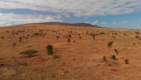 The-savanna-at-Tsavo-West,-near-the-Lions-Bluff-lodge,-Kenya