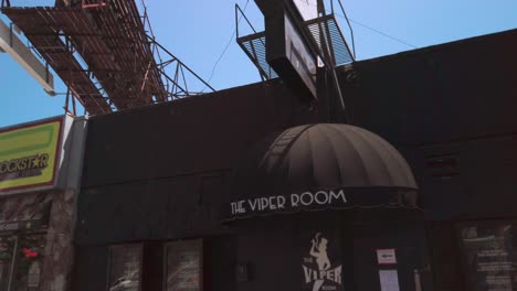 Pan-shot,-front-of-famous-The-Viper-Room,-on-Sunset,-in-Hollywood,-California,-USA