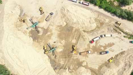 Mining-conveyor-at-sand-quarry
