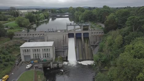 Aerial-footage-of-an-electric-station-dam