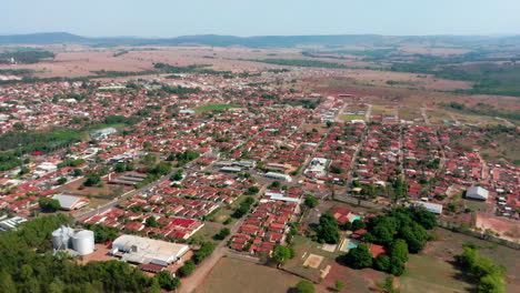Aerial-panoramic-shot-of-a-rural-town-in-Goias,-Brazil