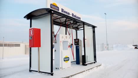 Biofuel-and-biodiesel-filling-station-for-biogas-powered-cars-and-vehicles,-Modern-sustainable-energy-alternative