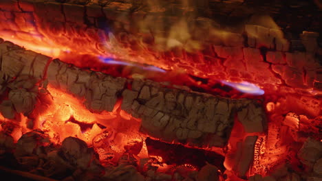 Close-up-of-wood-burning-out-in-the-fireplace