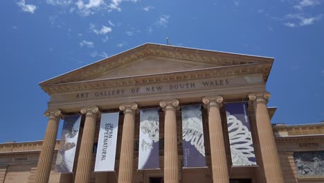 Sydney-Art-Gallery-of-New-South-Wales-Australia-in-a-beautiful-sunny-day