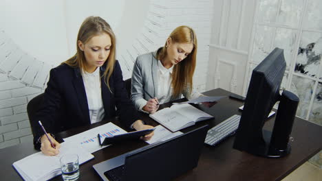 Two-Women-Working-in-an-Office