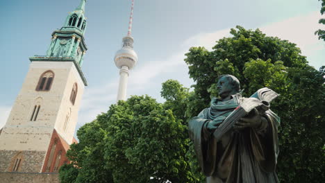 Berlin-Tv-Tower-And-Sculpture