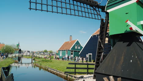 Traditional-Village-in-Holland