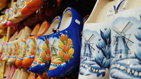 Zapatos-De-Madera-Holandeses