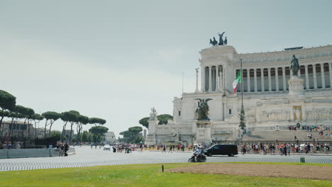 Monumento-Nazionale-A-Vittorio-Emanuele-Ii-In-Rome
