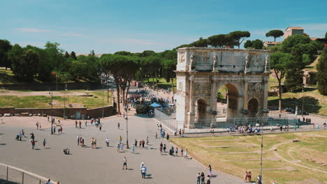 Triumphal-Arch-in-Rome