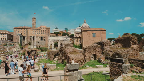 Ancient-Forum-in-Rome