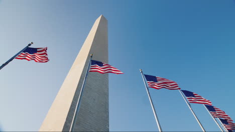 Washington-Monument-and-USA-Flags