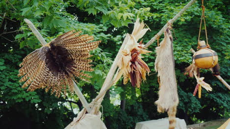 Feather-Jewelry-Traditional-Wigwam-Tableware---The-Traditional-Home-Of-The-Indians