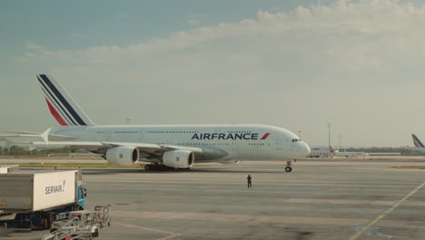 Air-France-Company-Liner-Preparándose-Para-Despegar