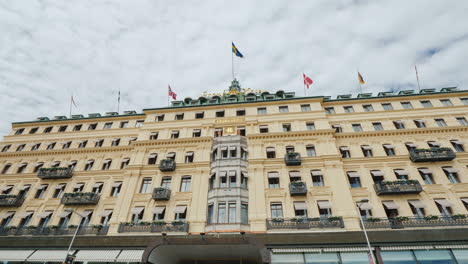 Hermoso-Edificio-Del-Gran-Hotel-En-Estocolmo-Suecia-Descansa-Aquí-Los-Ganadores-Del-Premio-Nobel