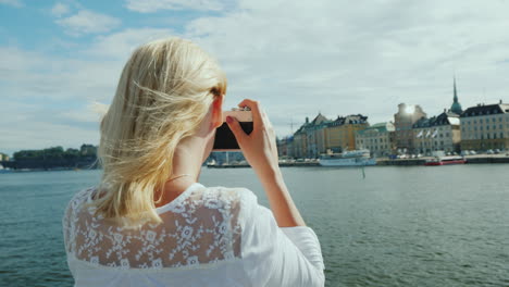 A-Young-Tourist-Photographs-Beautiful-Views-Of-Stockholm-With-A-Retro-Camera