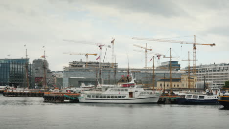 Harbor-In-The-City-Of-Oslo-Many-Ships-Are-Moored-At-The-Pier