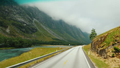 Go-Along-The-Scenic-Road-Among-The-Mountains-Of-Norway-First-Person-View