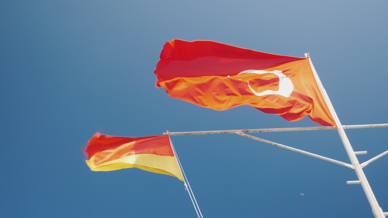 Shiv Sena MP Seeks Saffron Flag to be Hoisted atop Red Fort Delhi –  Sikh24.com
