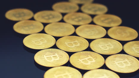 Rows-of-glowing-gold-coins